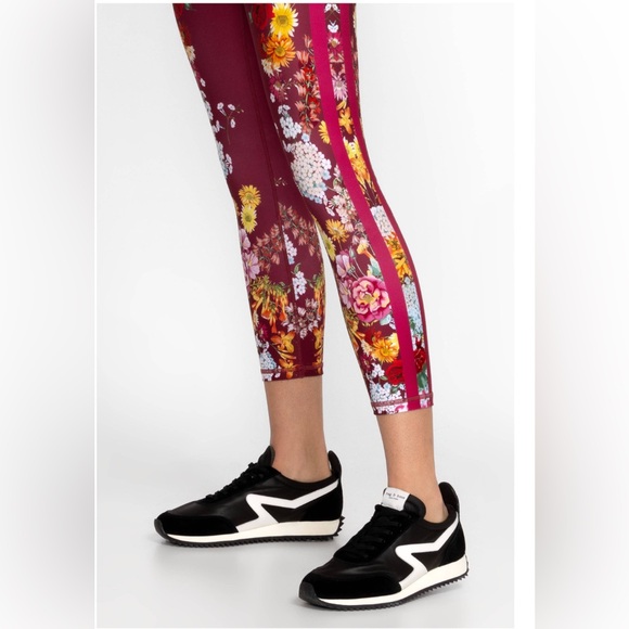 JOHNNY WAS GOLDEN ROSE HIGH WAIST CROPPED ACTIVE LEGGING - Picture 10 of 13